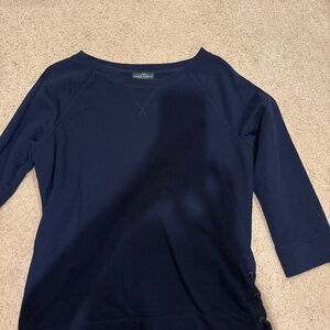 Women’s sweatshirt